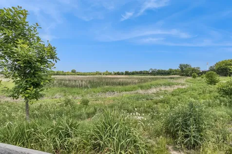 208 Timberleaf Circle Roselle IL 60172