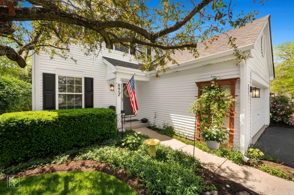 895 Lakestone Lane Aurora IL 60504