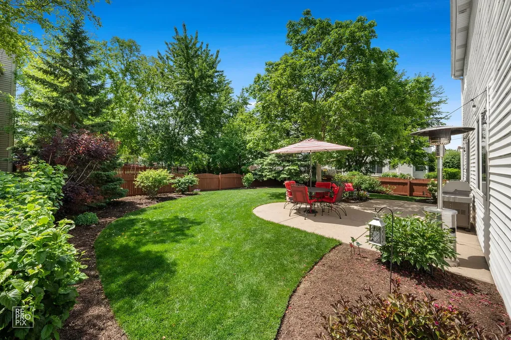 895 Lakestone Lane Aurora IL 60504