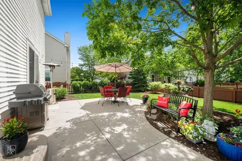 895 Lakestone Lane Aurora IL 60504