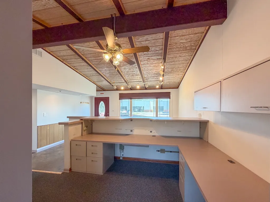 1825 East Roosevelt Road Wheaton IL 60187