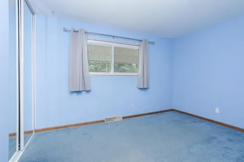 18 Oakwood Drive Pontiac IL 61764