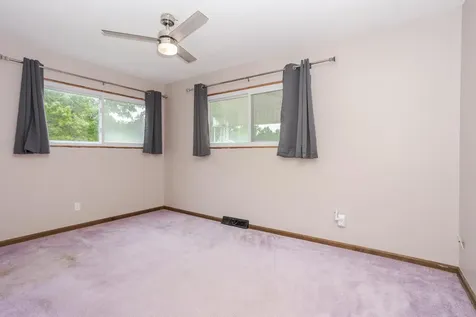 18 Oakwood Drive Pontiac IL 61764