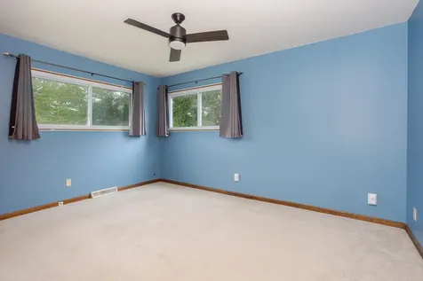 18 Oakwood Drive Pontiac IL 61764
