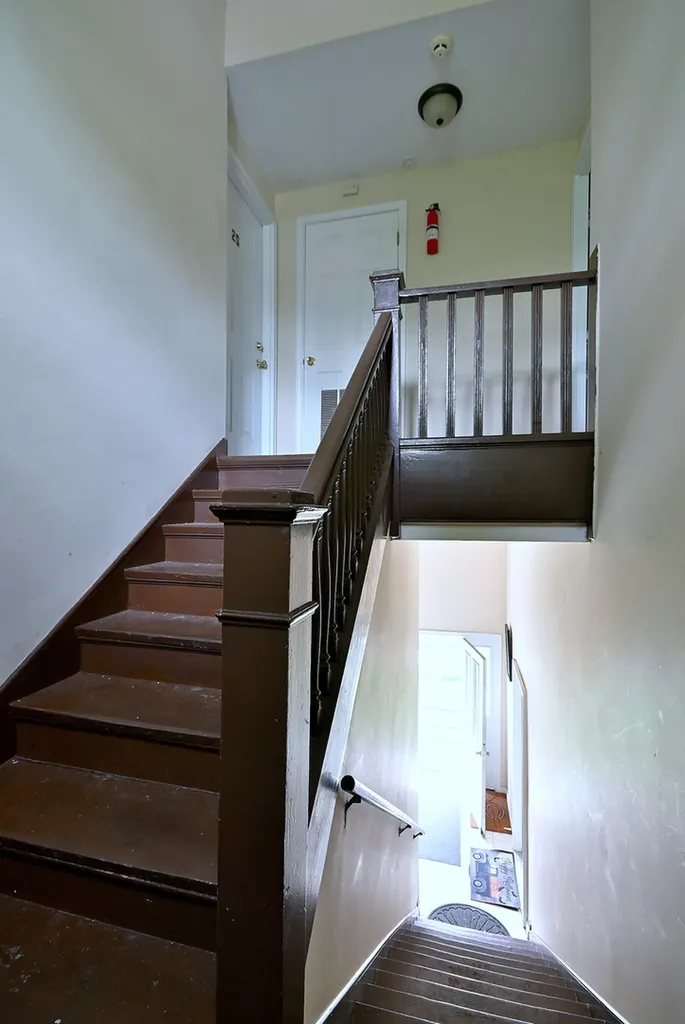 3324 East 136th Street Chicago IL 60633