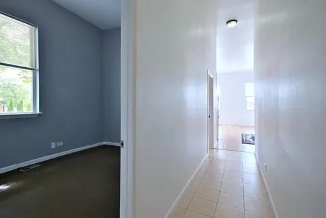 3324 East 136th Street Chicago IL 60633