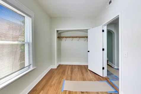 43 North Menard Avenue Chicago IL 60644