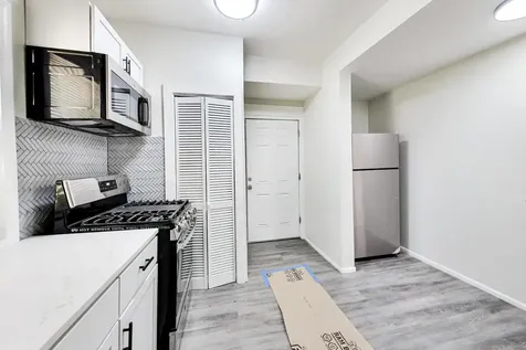 43 North Menard Avenue Chicago IL 60644