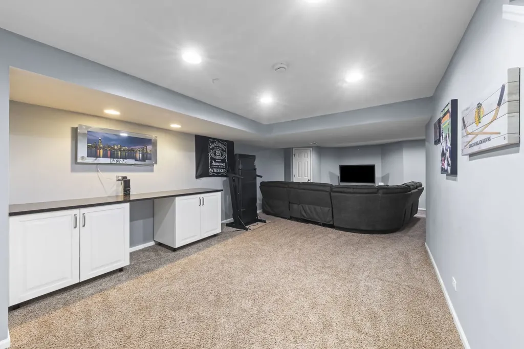 2308 Periwinkle Court Naperville IL 60540