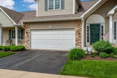 4128 Riverwood Drive Loves Park IL 61111