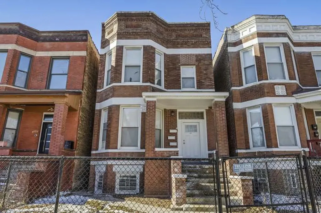 6348 South Langley Avenue Chicago IL 60637