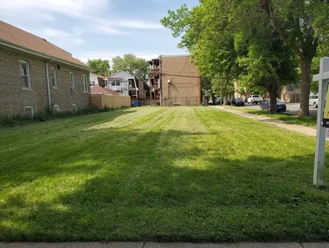 4702 West Wrightwood Avenue Chicago IL 60639