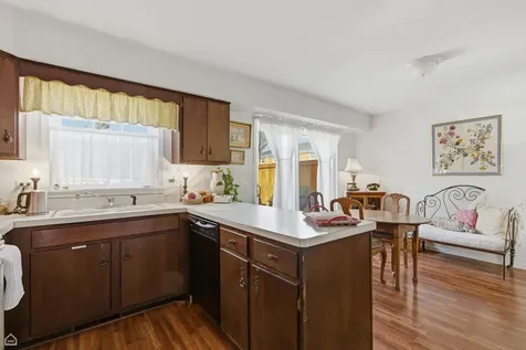 2154 Rugen Road Glenview IL 60026