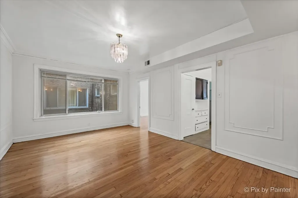 7839 South Kingston Avenue Chicago IL 60649