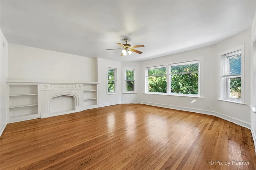 7839 South Kingston Avenue Chicago IL 60649