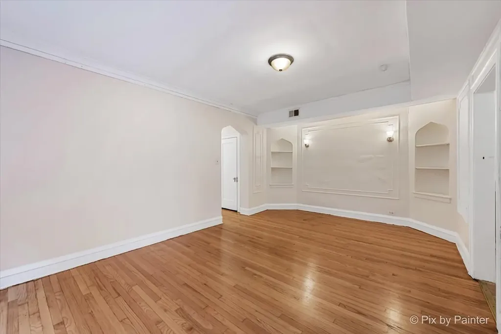7839 South Kingston Avenue Chicago IL 60649