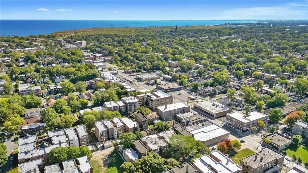 7839 South Kingston Avenue Chicago IL 60649