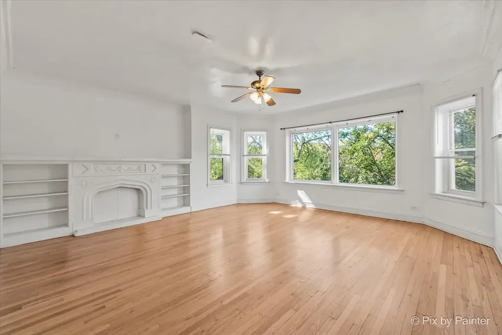 7839 South Kingston Avenue Chicago IL 60649