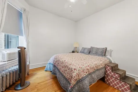 1233 East 53rd Street Chicago IL 60615