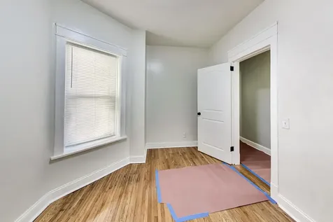 43 North Menard Avenue Chicago IL 60644