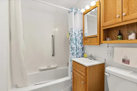 902 Laura Avenue Streator IL 61364