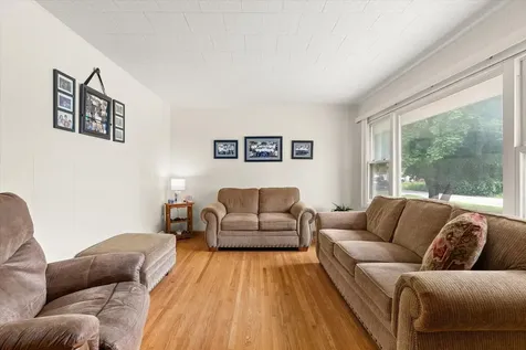 902 Laura Avenue Streator IL 61364