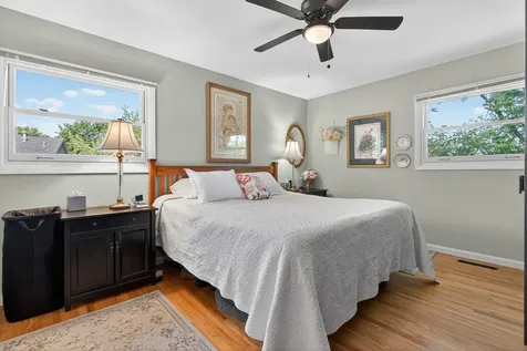 218 Wellington Drive Crystal Lake IL 60014