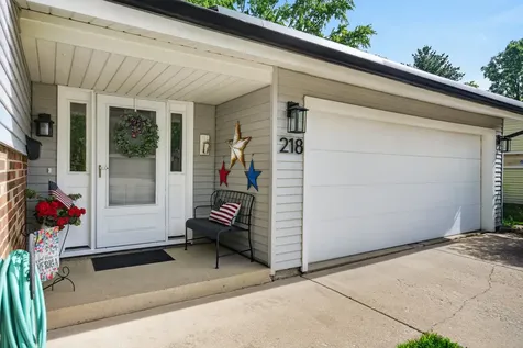 218 Wellington Drive Crystal Lake IL 60014