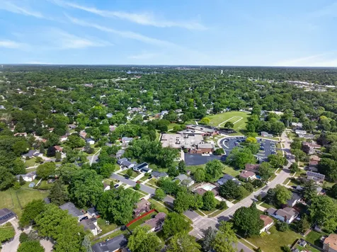 218 Wellington Drive Crystal Lake IL 60014
