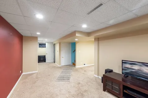 218 North Marion Avenue Bartlett IL 60103