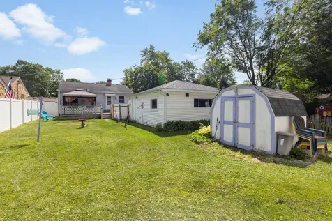 218 North Marion Avenue Bartlett IL 60103