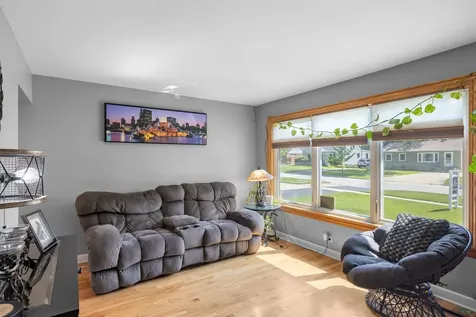 218 North Marion Avenue Bartlett IL 60103