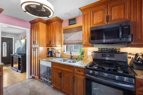 218 North Marion Avenue Bartlett IL 60103
