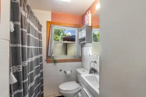 218 North Marion Avenue Bartlett IL 60103