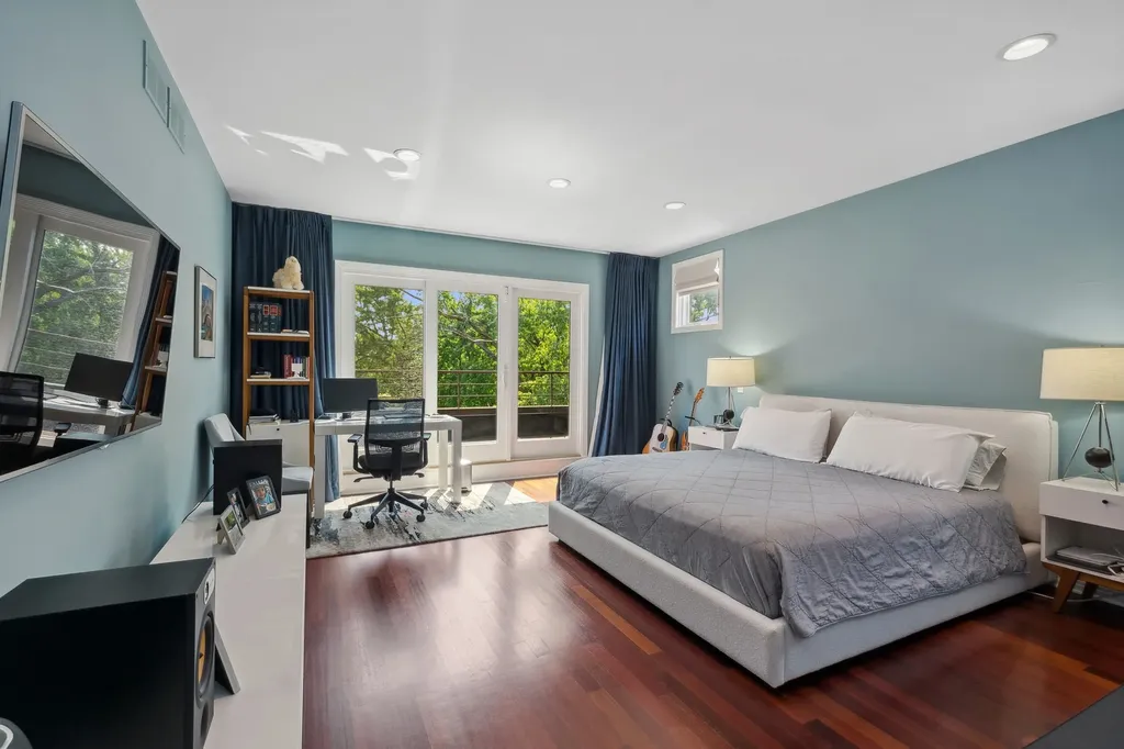 2751 North Greenview Avenue Chicago IL 60614