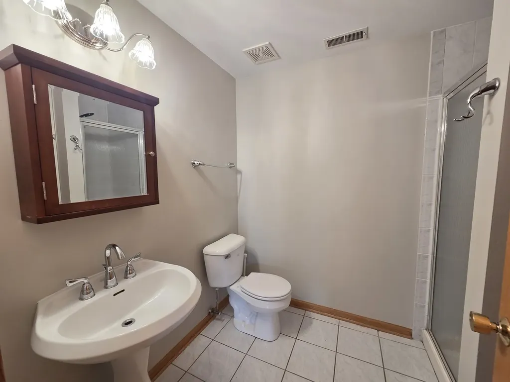 8112 Rutherford Drive Woodridge IL 60517