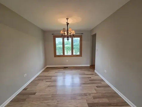 8112 Rutherford Drive Woodridge IL 60517