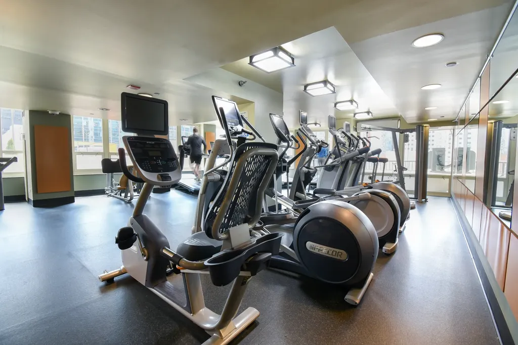 345 North La Salle Drive Chicago IL 60654
