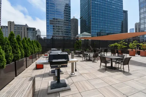 345 North La Salle Drive Chicago IL 60654
