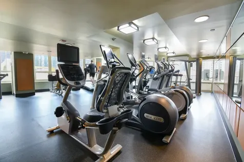 345 North La Salle Drive Chicago IL 60654