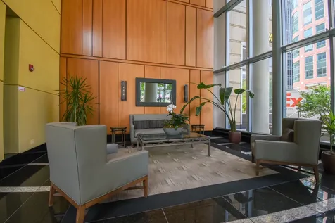 345 North La Salle Drive Chicago IL 60654