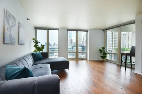 345 North La Salle Drive Chicago IL 60654