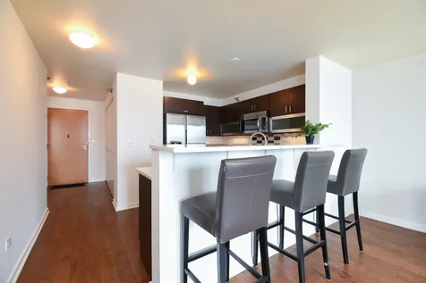 345 North La Salle Drive Chicago IL 60654