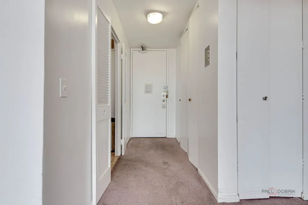 5445 North Sheridan Road Chicago IL 60640