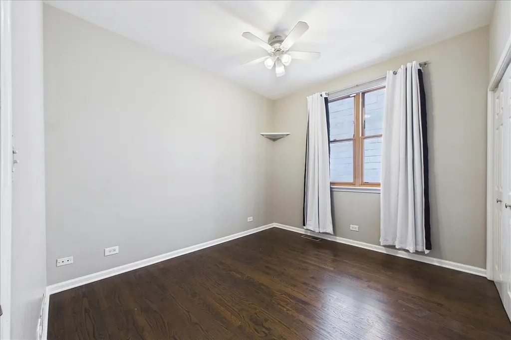 4315 North Richmond Street Chicago IL 60618