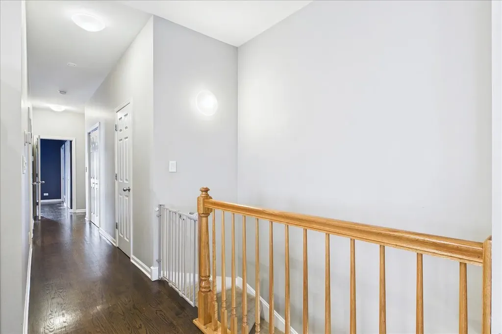 4315 North Richmond Street Chicago IL 60618