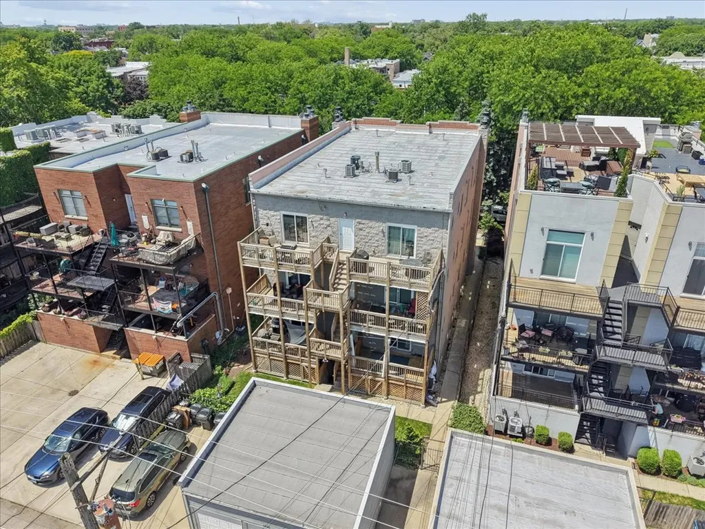 4315 North Richmond Street Chicago IL 60618