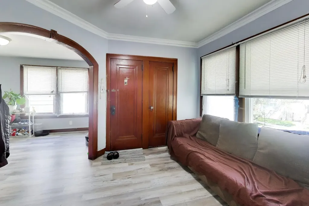 5415 West Parker Avenue Chicago IL 60639