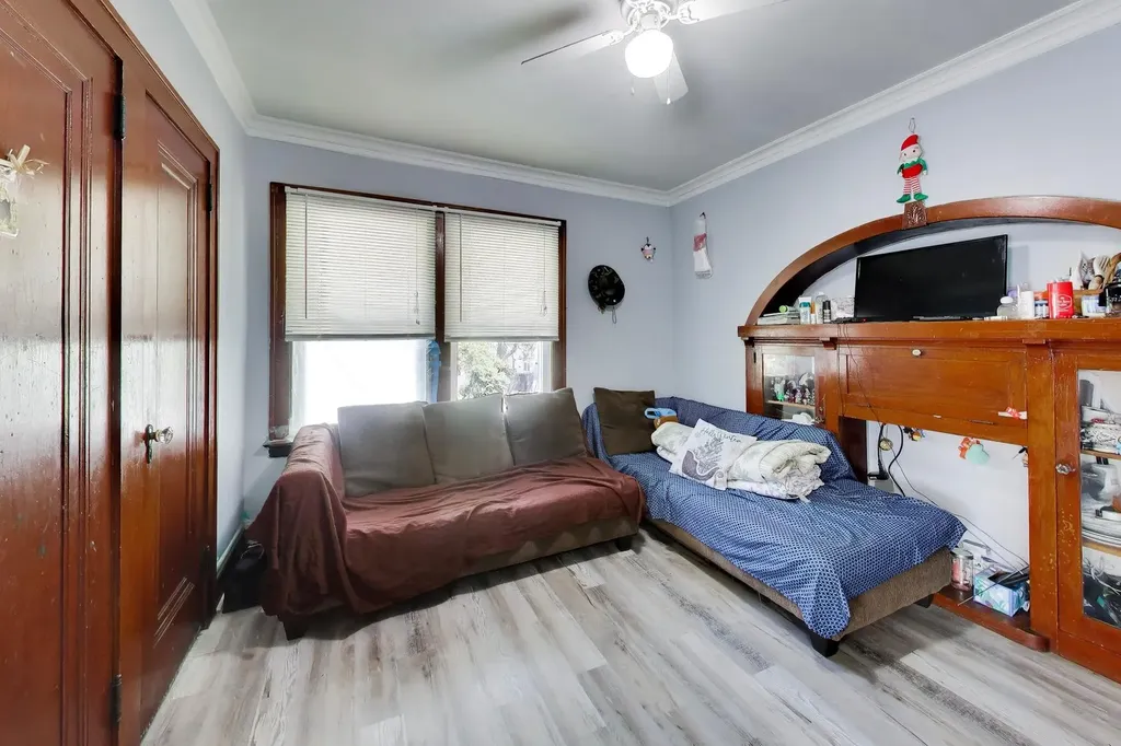 5415 West Parker Avenue Chicago IL 60639
