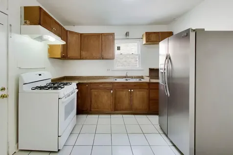 5415 West Parker Avenue Chicago IL 60639